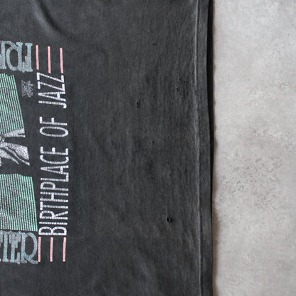 Jerzees Vintage New Orleans bedrucktes T-Shirt (Herren-L) [DISTRESSED]