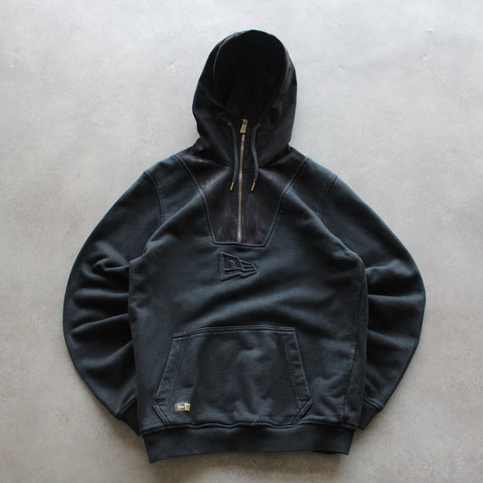 New Era 1/4 Zip Hoodie (Man - M)