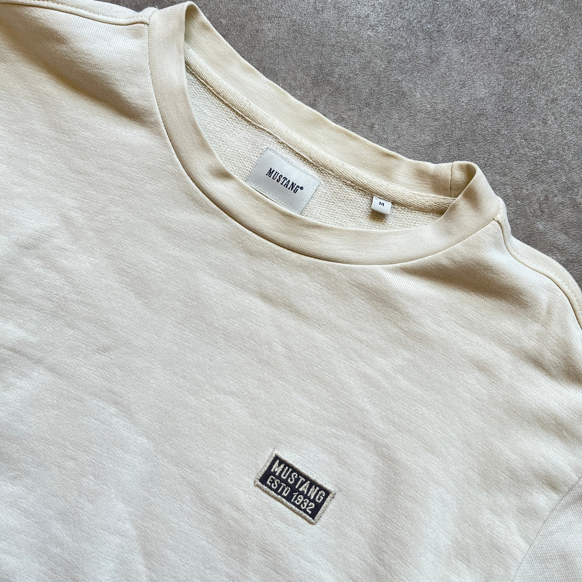 Mustang Cream Sweatshirt M