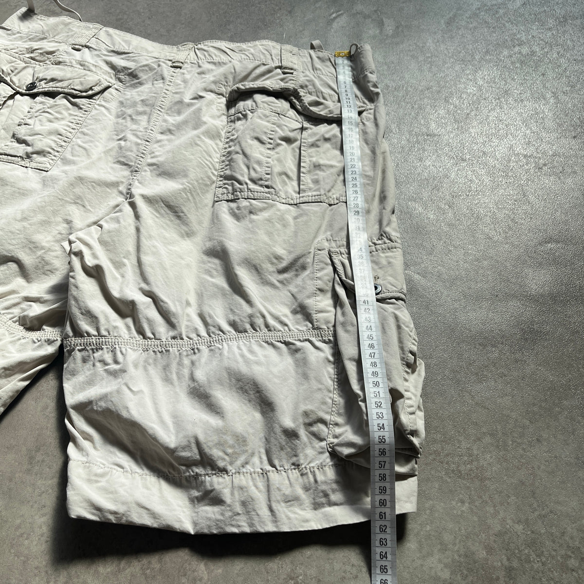 Gap Beige Cargo Shorts W40