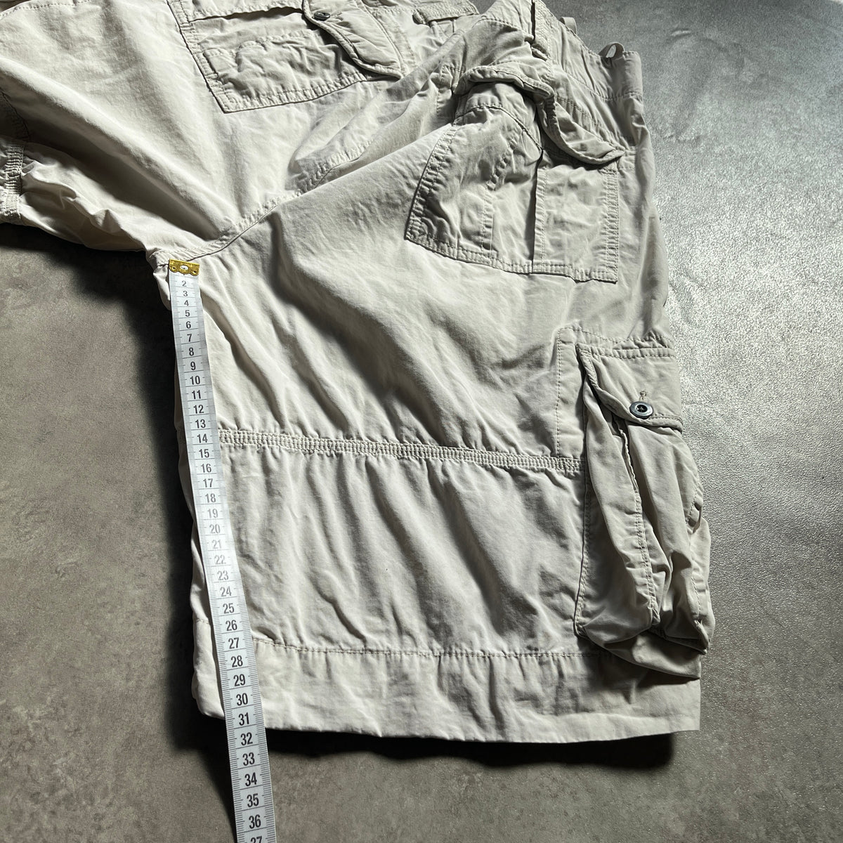 Gap Beige Cargo Shorts W40