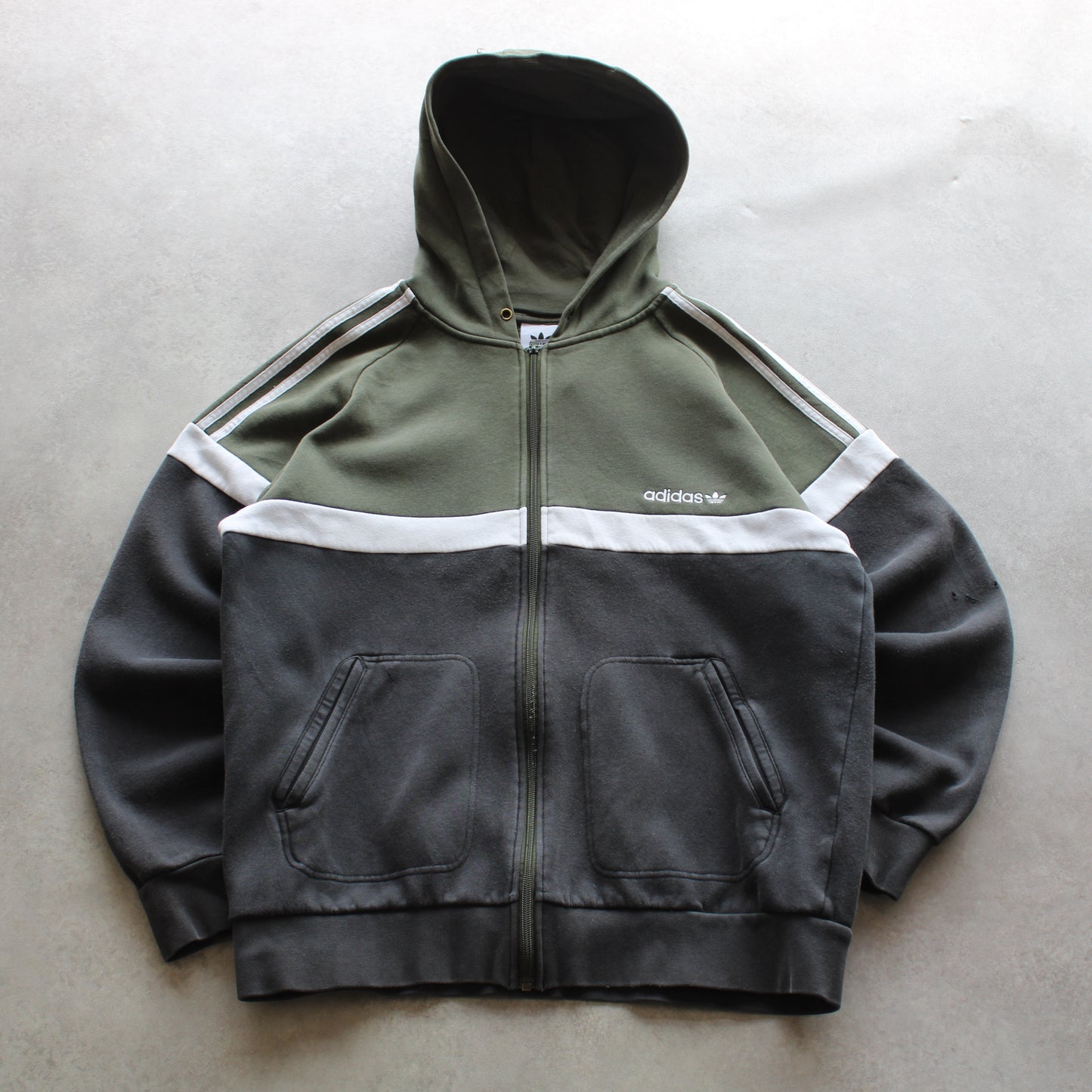 Adidas Embrioed Zip Up Hoodie (Herren - L) [ENTDECKT]