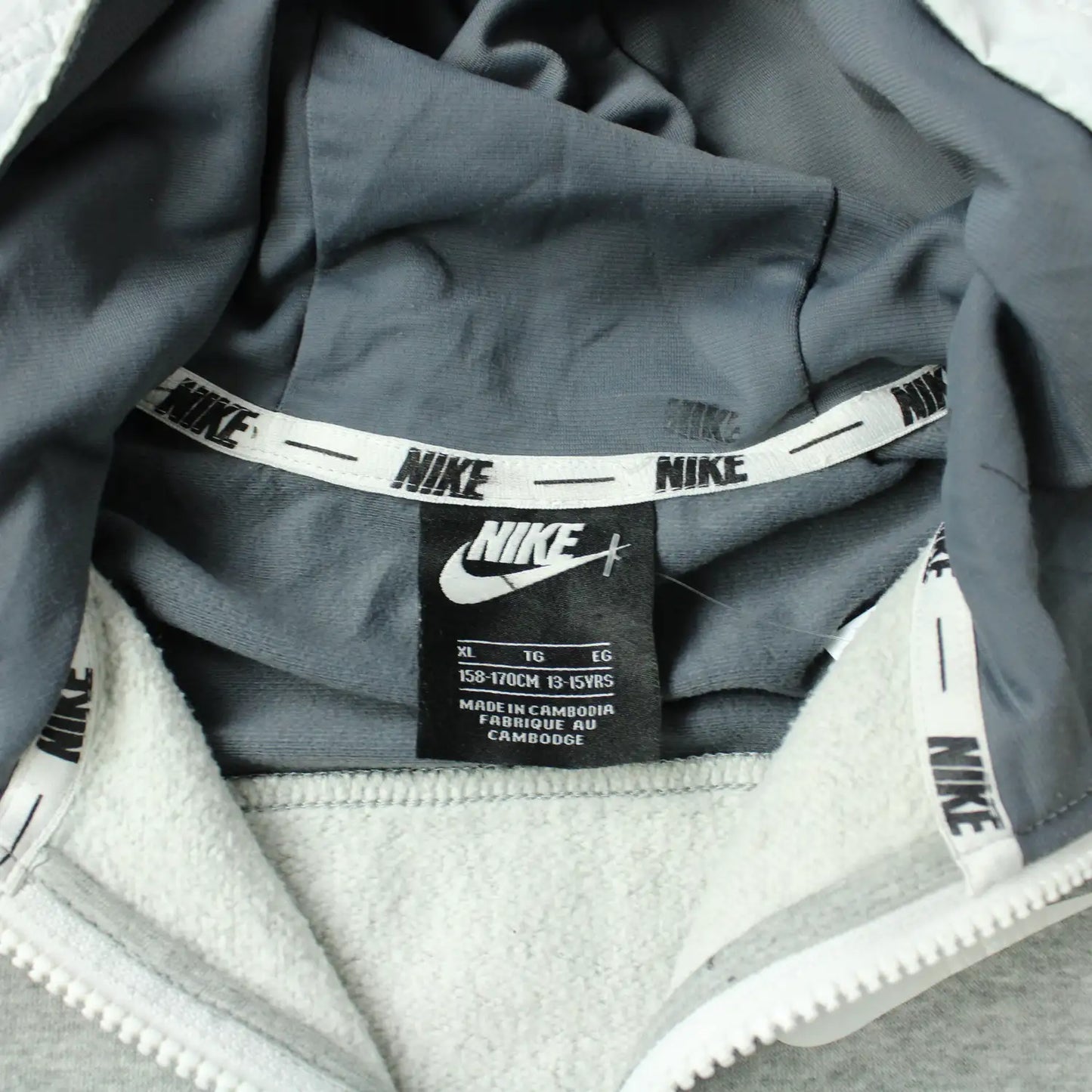 Nike Zip Up Hoodie – Grey (Teen-XL / 158 cm)