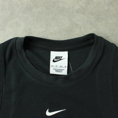 Nike Sleeveless Top – Black (Woman-XS)