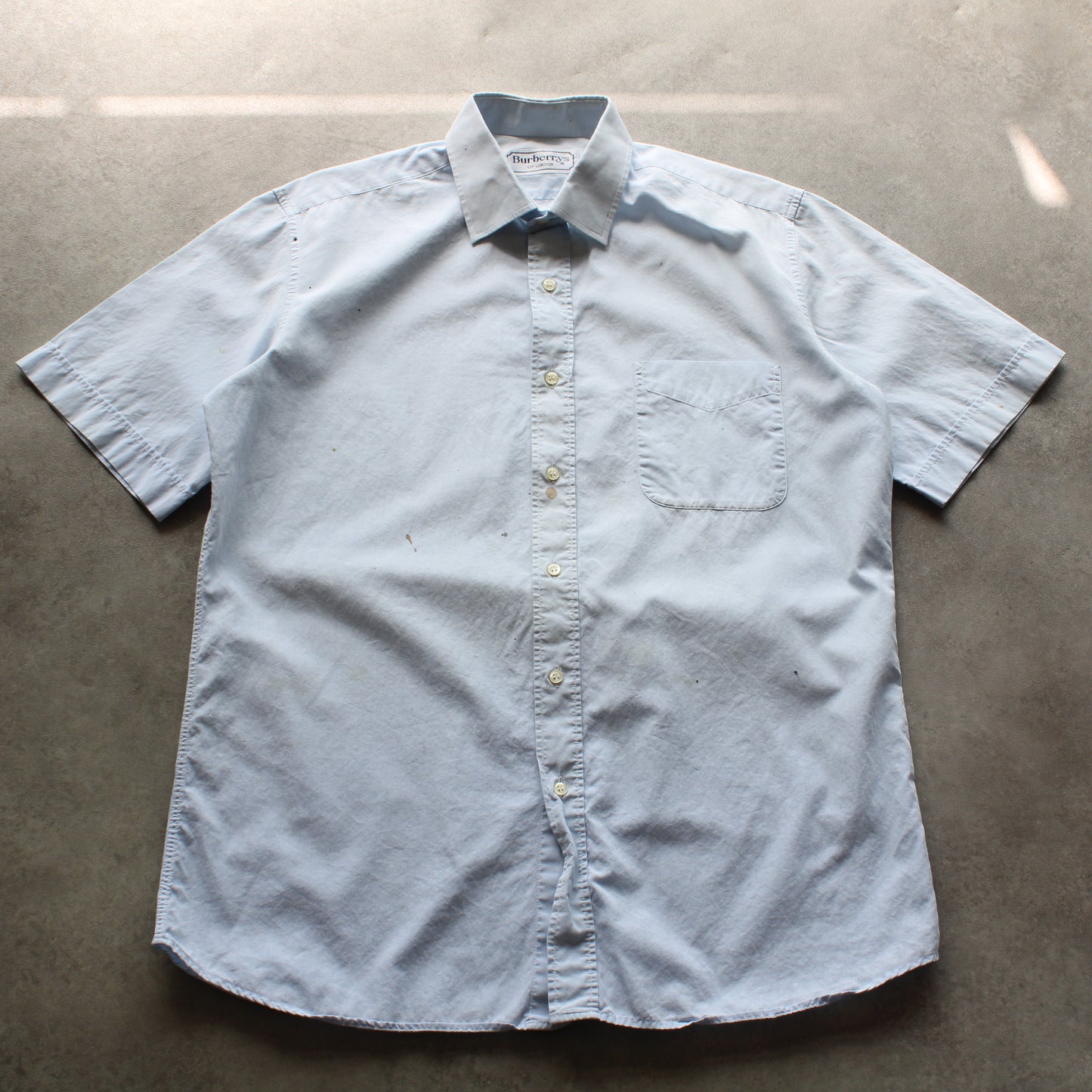 Burberrys Vintage Shirt  (Man - L) [SPOTTED]