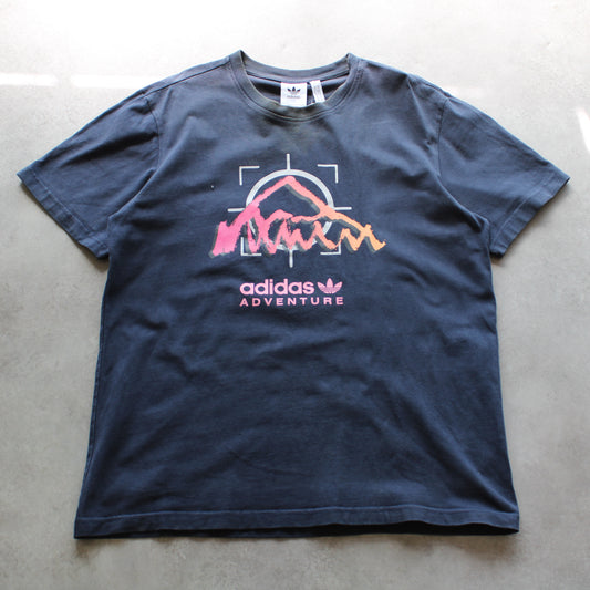 Adidas Printed T-Shirt (Man - M) [SPOTTED]