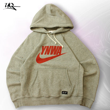 Nike Hoodie (Größe M)