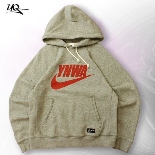 Nike Hoodie (Größe M)