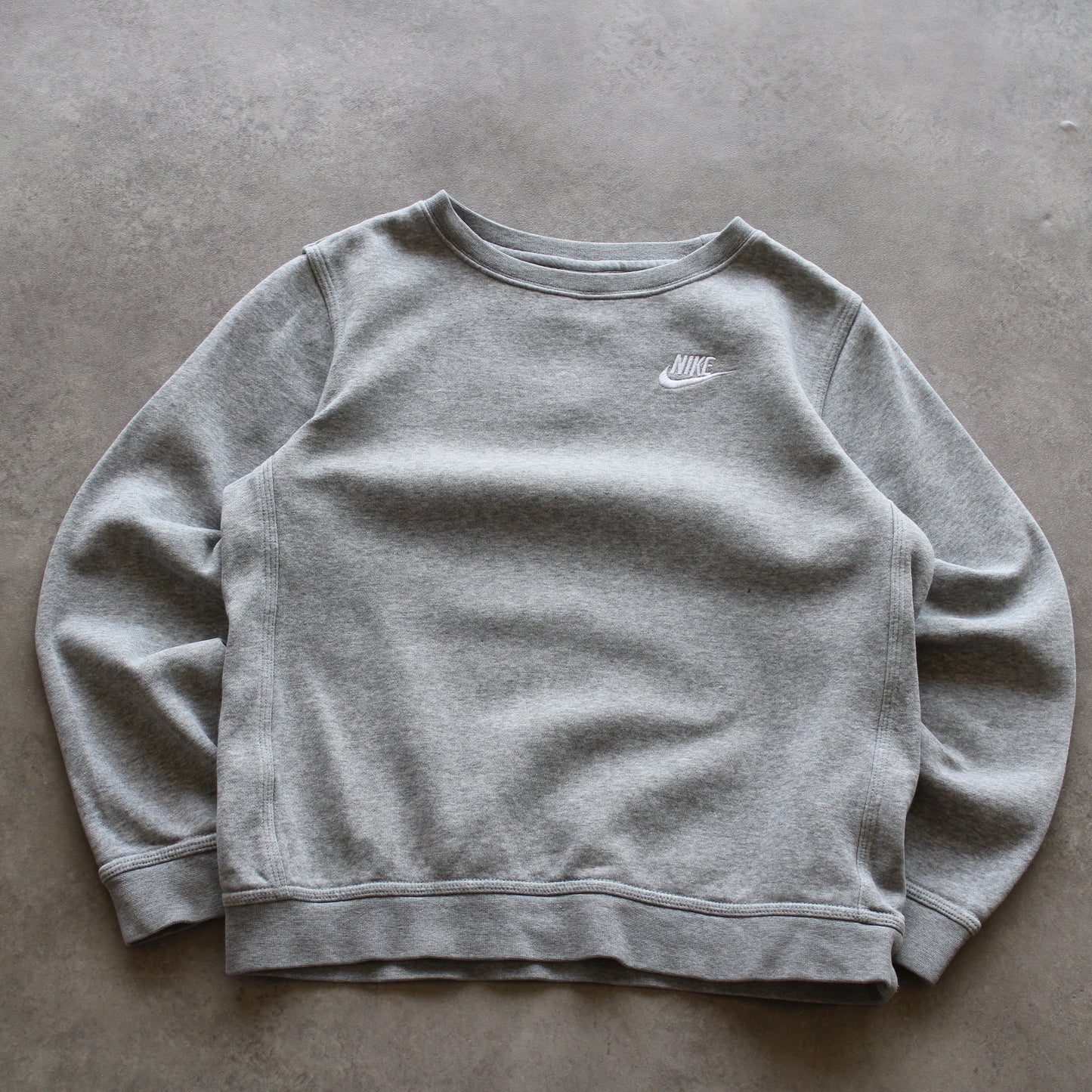Nike Embrioed Crewneck Sweatshirt (Kid-M) [ENTDECKT]