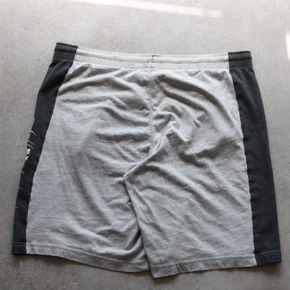 Adidas bedruckte Shorts (Kind - 164 cm)
