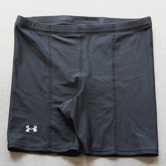 Under Armour Trainingsshorts (Damen-S)