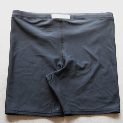 Under Armour Trainingsshorts (Damen-S)