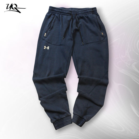 Under Armour Jogginghose (Größe M) 