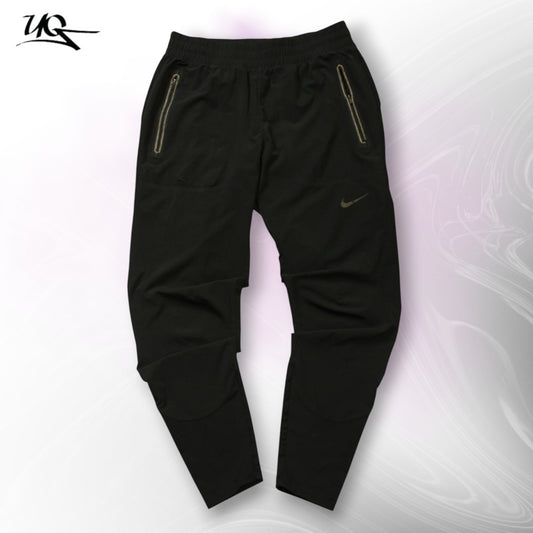Nike Trainingshose (Größe S) 