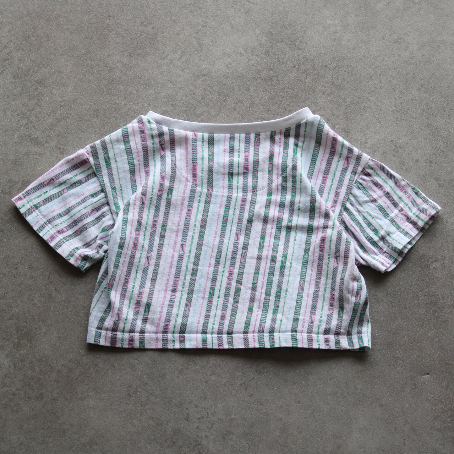 Nike bedrucktes T-Shirt (Kind - 86 cm)