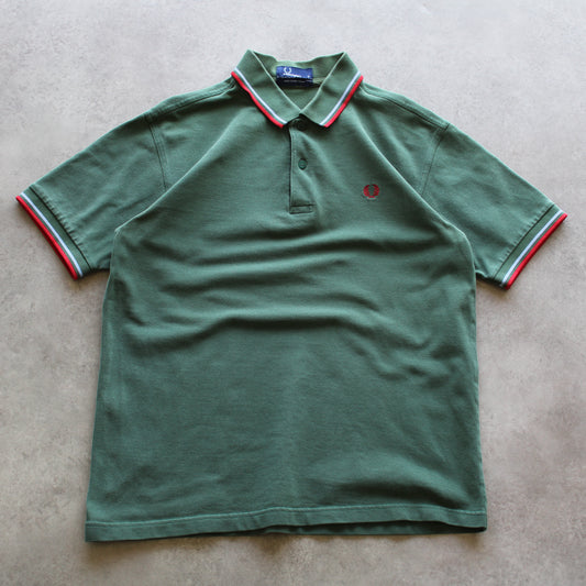 Fred Perry Poloshirt mit kleinem bestickten Logo (Herren, M)