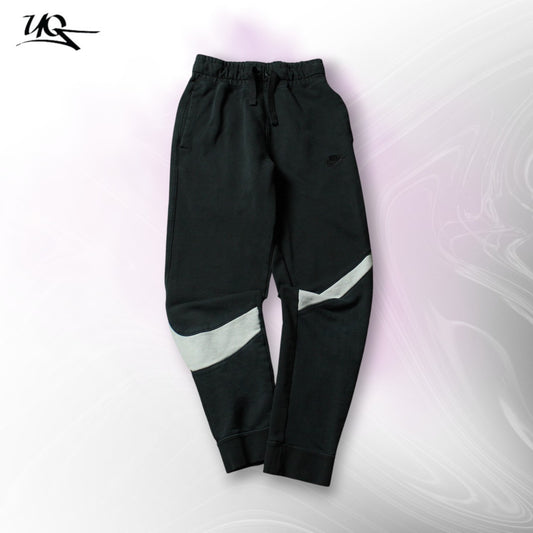 Nike Jogginghose (Kinder - 158 cm) 