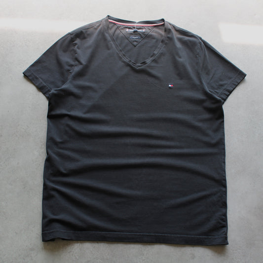 Fila Poloshirt mit kleinem bestickten Logo (Herren, XXL)