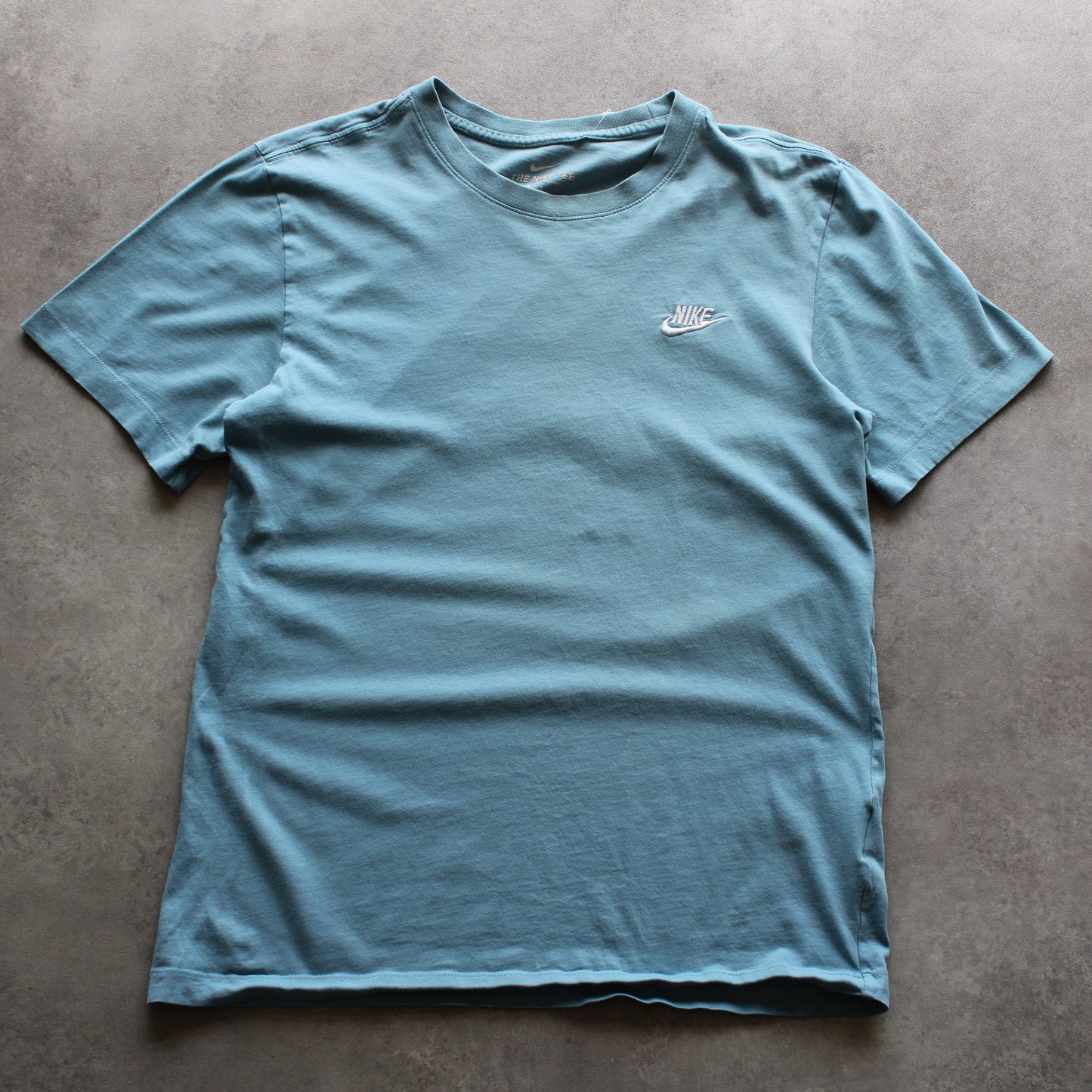Nike Embrioed Small Logo T-Shirt (Man-S)