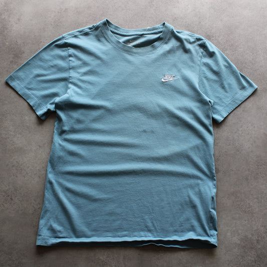 Nike Embrioed Small Logo T-Shirt (Man-S)