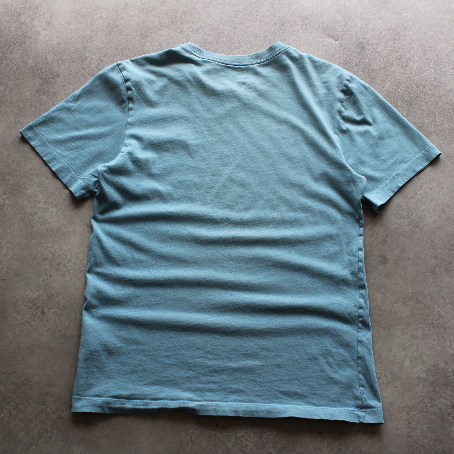 Nike Embrioed Small Logo T-Shirt (Man-S)