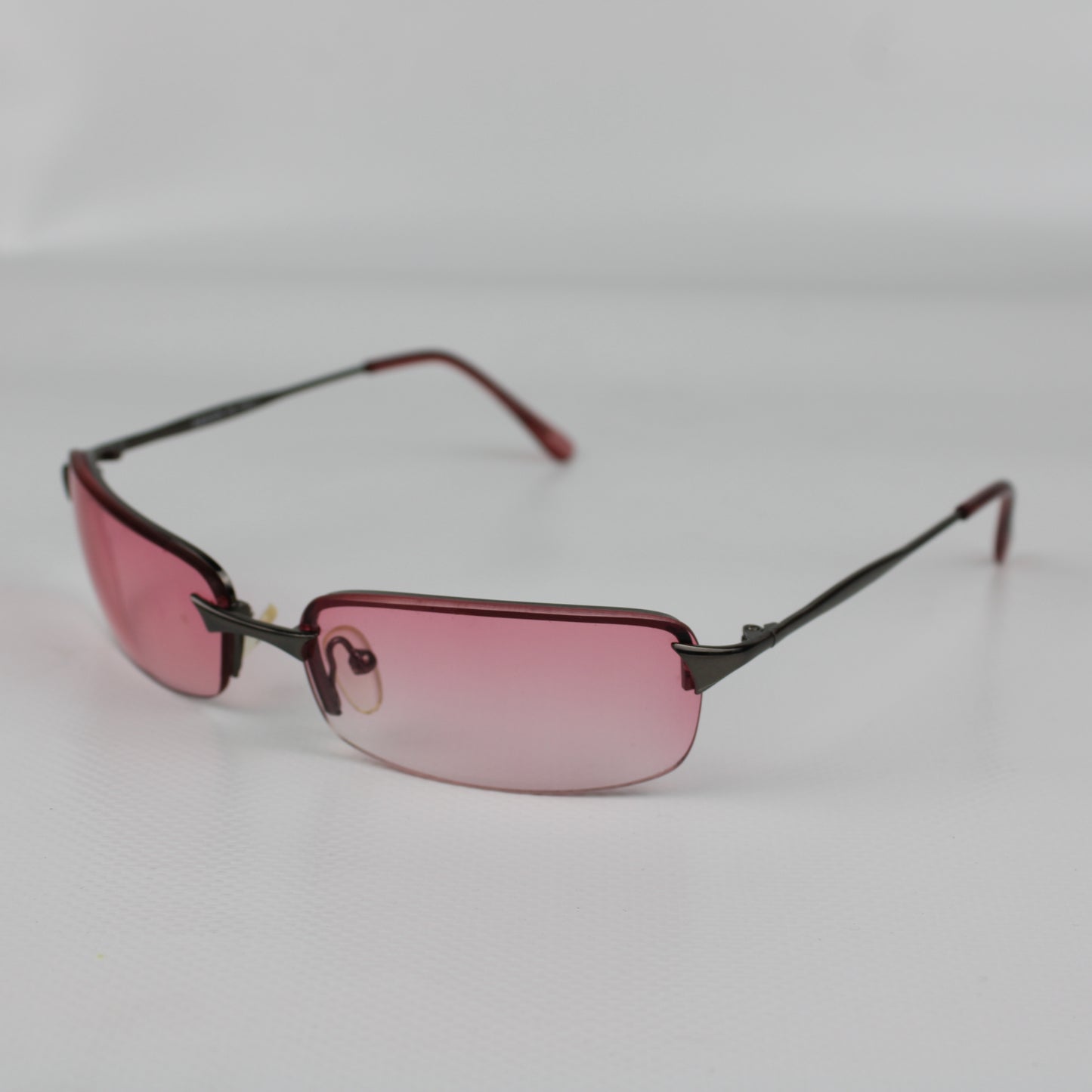 Y2K Slim Sunglasses – Pink Gradient