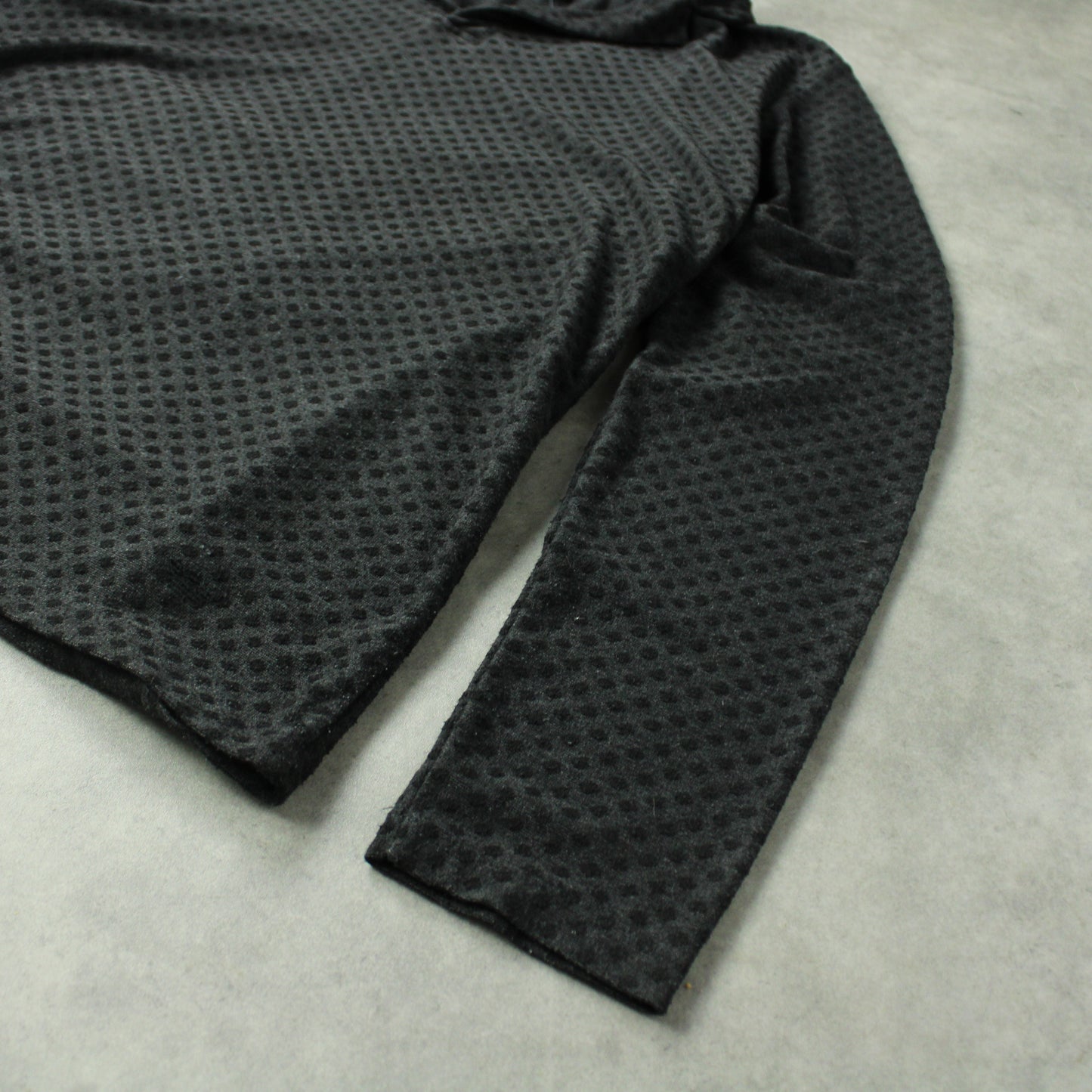 Emporio Armani Patterned Long Sleeve Polo – Charcoal Grey (Man-M)