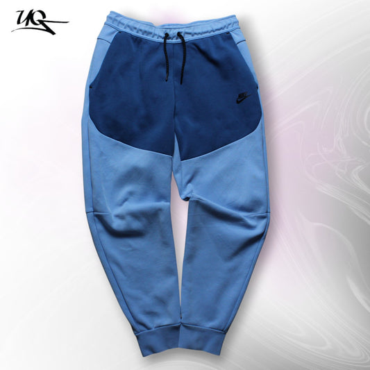 Nike Tech Jogginghose (Herren-M) 