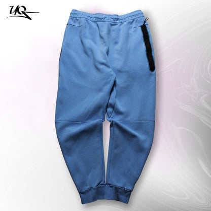 Nike Tech Jogginghose (Herren-M) 