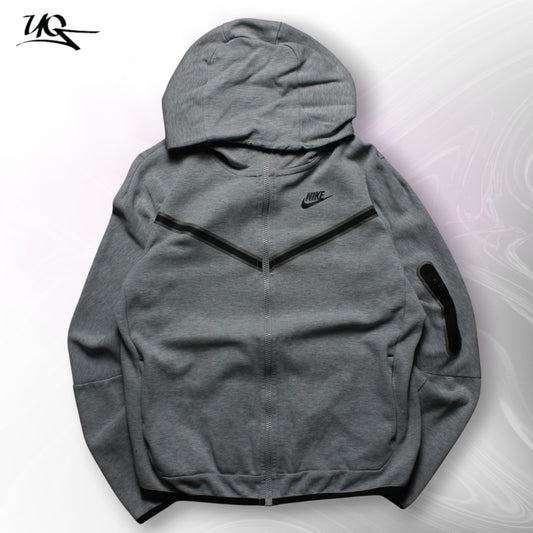 Nike Tech Fleece Hoodie (Kinder - 158 cm) 